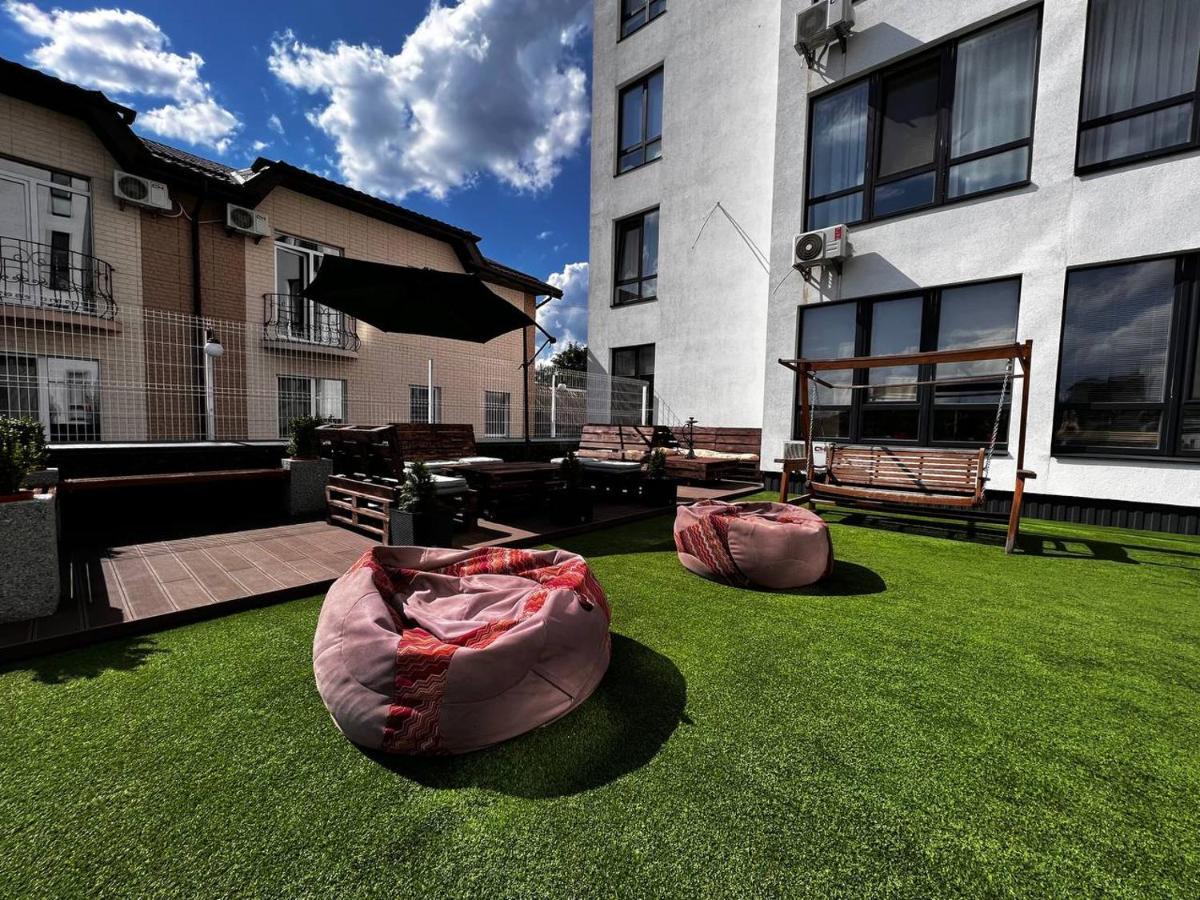 Nyvky Residence เคียฟ ภายนอก รูปภาพ